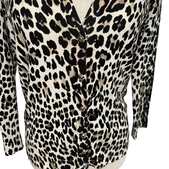 White House Black Market Leopard Print Cardigan S Button-Down V-Neck 3/4 Sleeve - Picture 2 of 5
